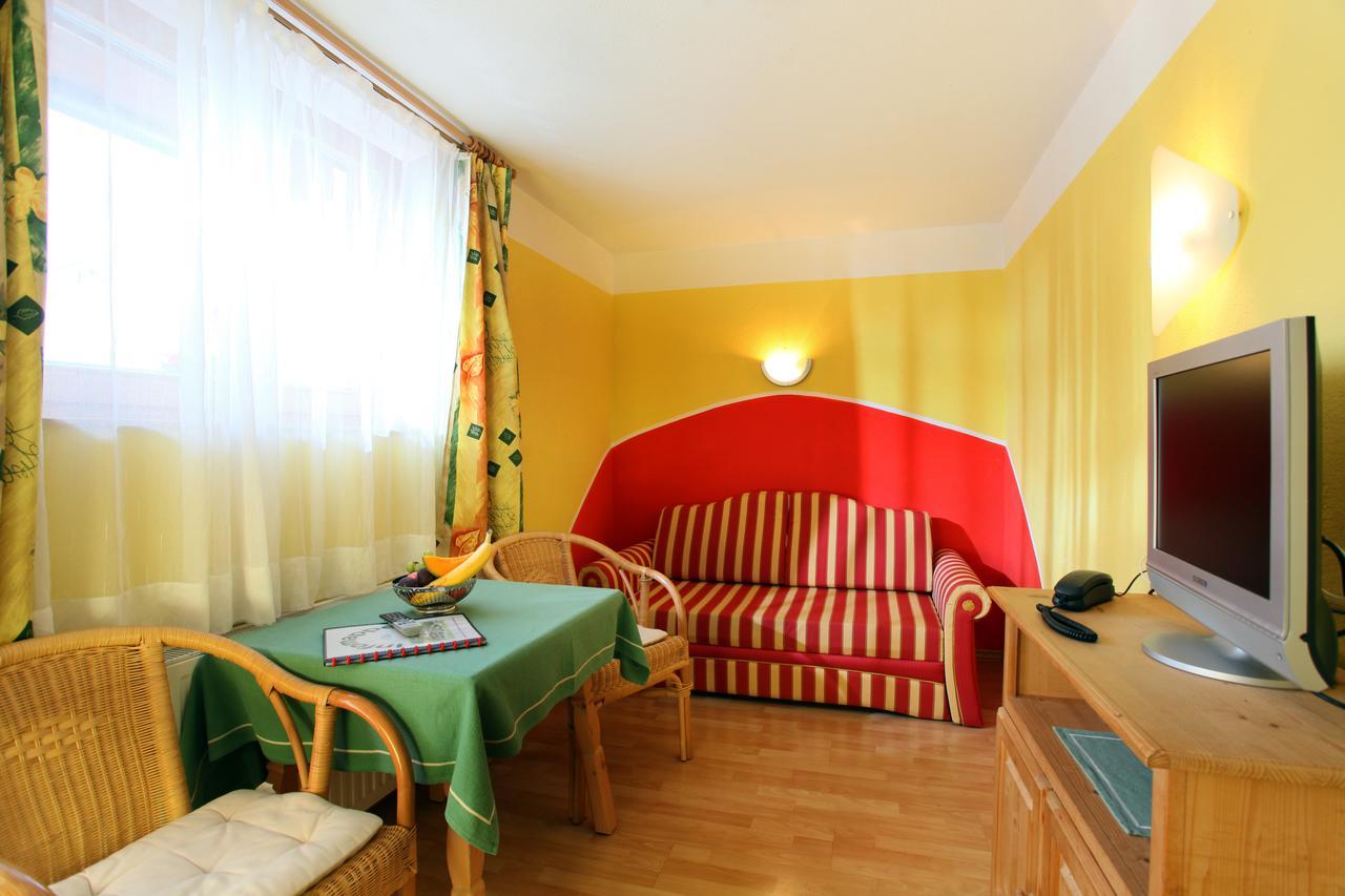 Alpenhotel Landhaus Kuechl Kirchberg in Tirol Kültér fotó